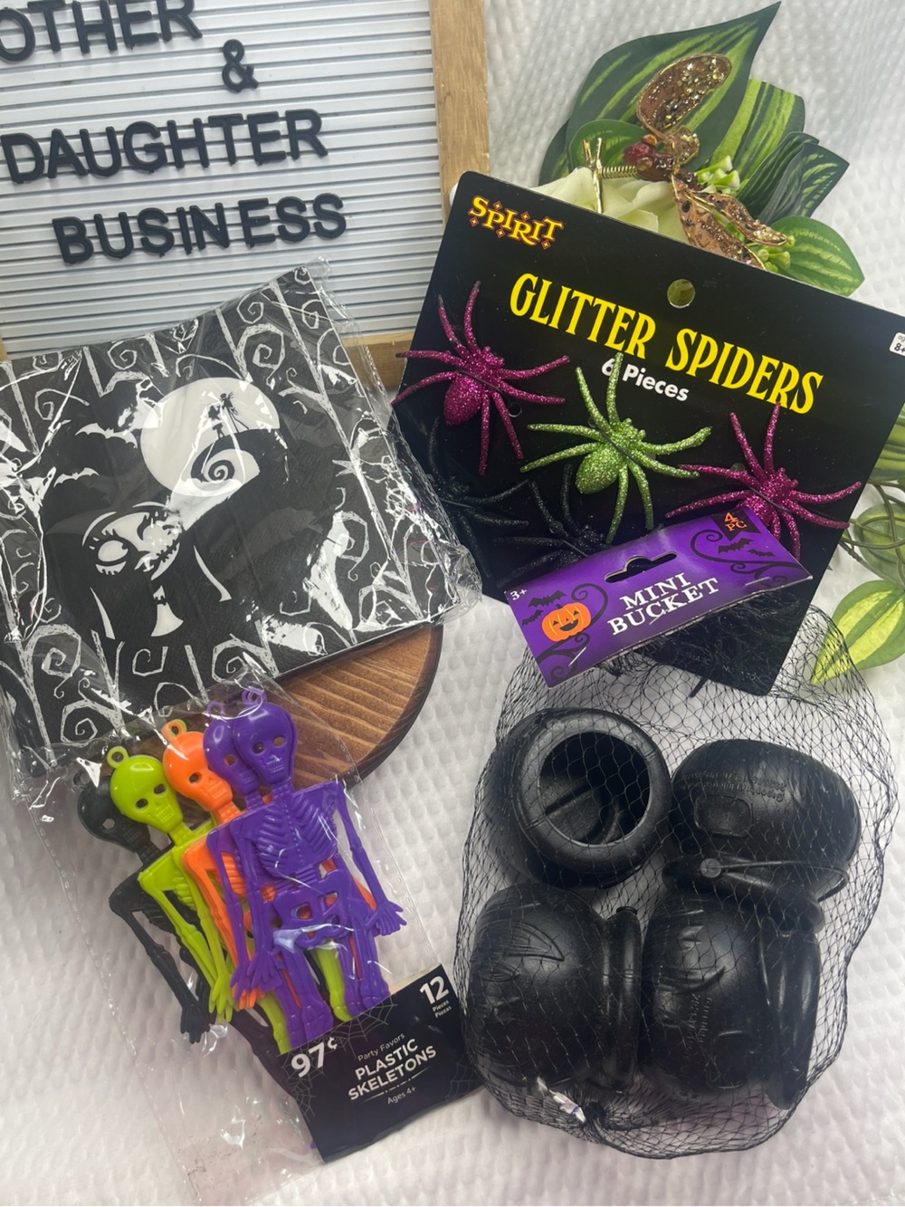 Halloween Decor Bundle Skeletons Glitter Spiders Mini Buckets Party Napkins NEW